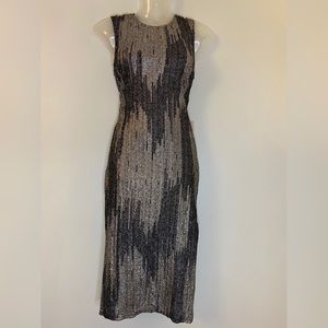 FOREVER 21 Black & Gold Metallic Shimmer Dress